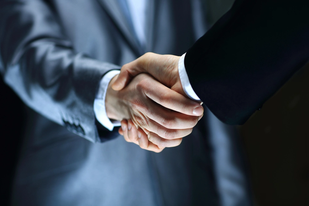 Handshake watch suppliers